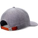 szara-regulowana-czapka-z-daszkiem-z-czerwonym-logo-truefit-oxfordcontra-od-djinns