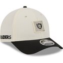 new-era-curved-brim-9forty-m-crown-training-pack-2026-las-vegas-raiders-nfl-beige-and-black-snapback-cap