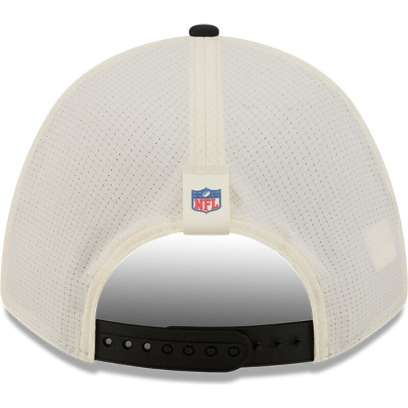 bezowo-czarna-zakrzywiona-czapka-snapback-9forty-m-crown-training-pack-2026-las-vegas-raiders-nfl-new-era