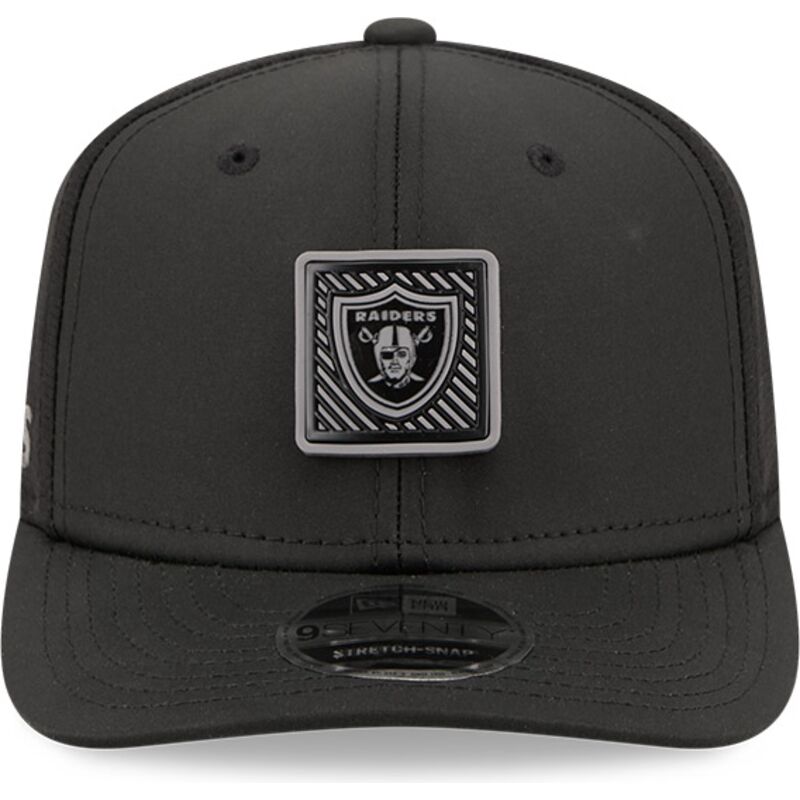 kepure-islenkta-juoda-snapback-9seventy-stretch-snap-training-pack-2026-las-vegas-raiders-nfl-new-era