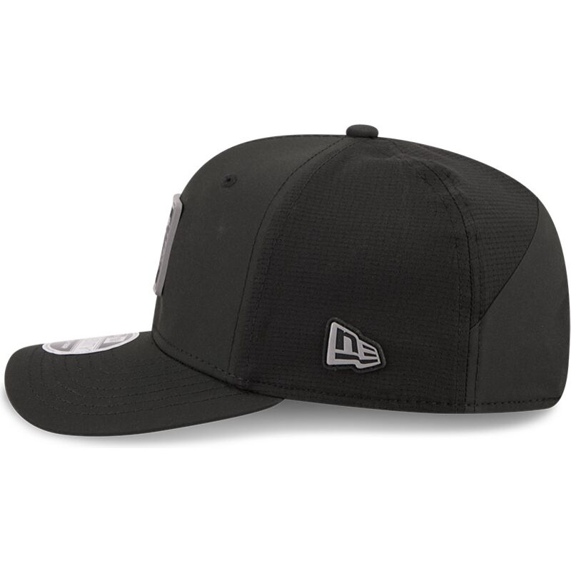 kepure-islenkta-juoda-snapback-9seventy-stretch-snap-training-pack-2026-las-vegas-raiders-nfl-new-era
