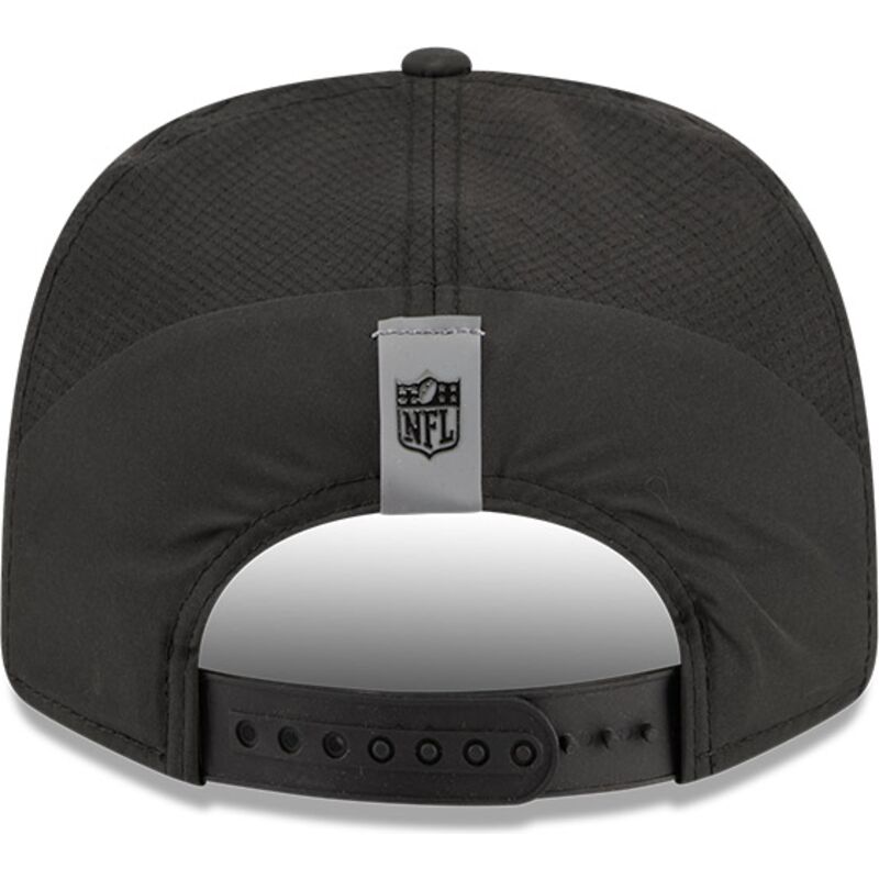 kepure-islenkta-juoda-snapback-9seventy-stretch-snap-training-pack-2026-las-vegas-raiders-nfl-new-era