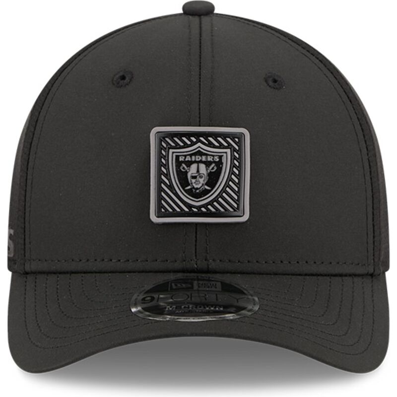 czarna-czapka-z-zakrzywionym-daszkiem-snapback-9forty-m-crown-training-pack-2026-las-vegas-raiders-nfl-new-era