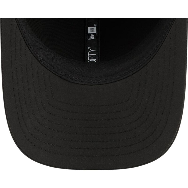 kepure-islenkta-juoda-snapback-9forty-m-crown-training-pack-2026-las-vegas-raiders-nfl-new-era