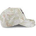 gorra-curva-beige-ajustada-59forty-a-frame-leafy-palm-de-chicago-bulls-nba-de-new-era