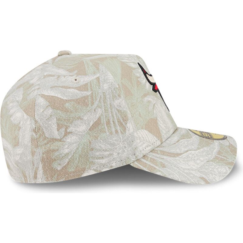 new-era-curved-brim-59forty-a-frame-leafy-palm-chicago-bulls-nba-beige-fitted-cap