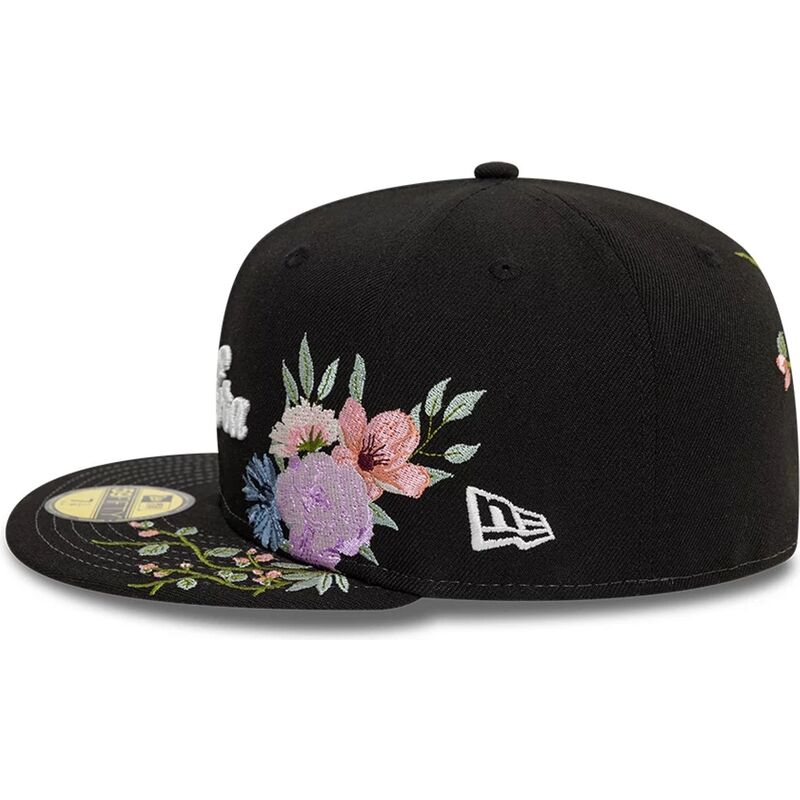 kepure-plokscia-juoda-priglundanti-59fifty-floral-emb-new-era