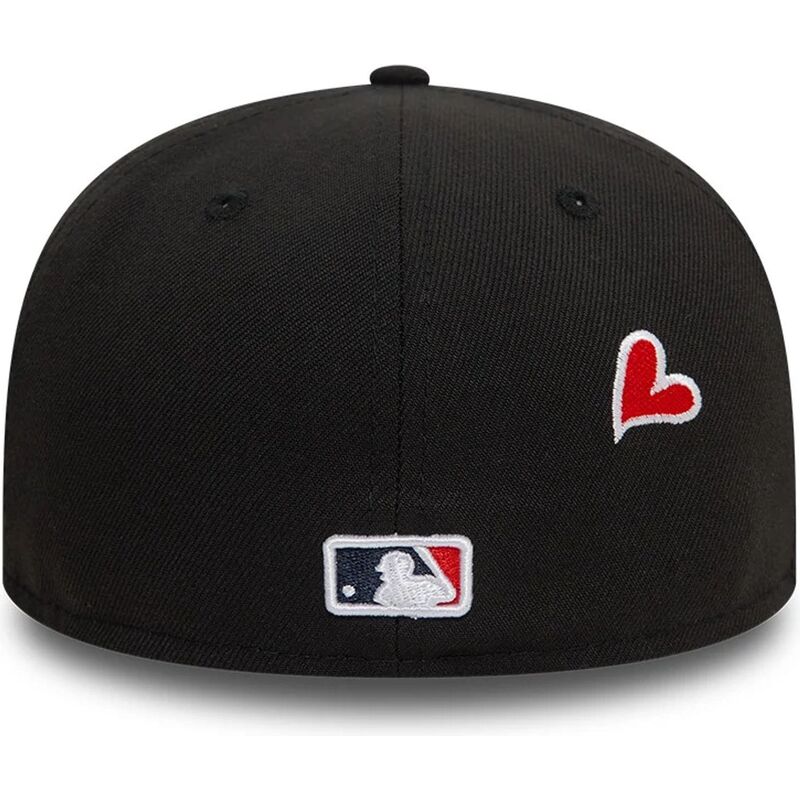 czarna-dopasowana-czapka-z-daszkiem-59fifty-heart-icon-atlanta-braves-mlb-new-era