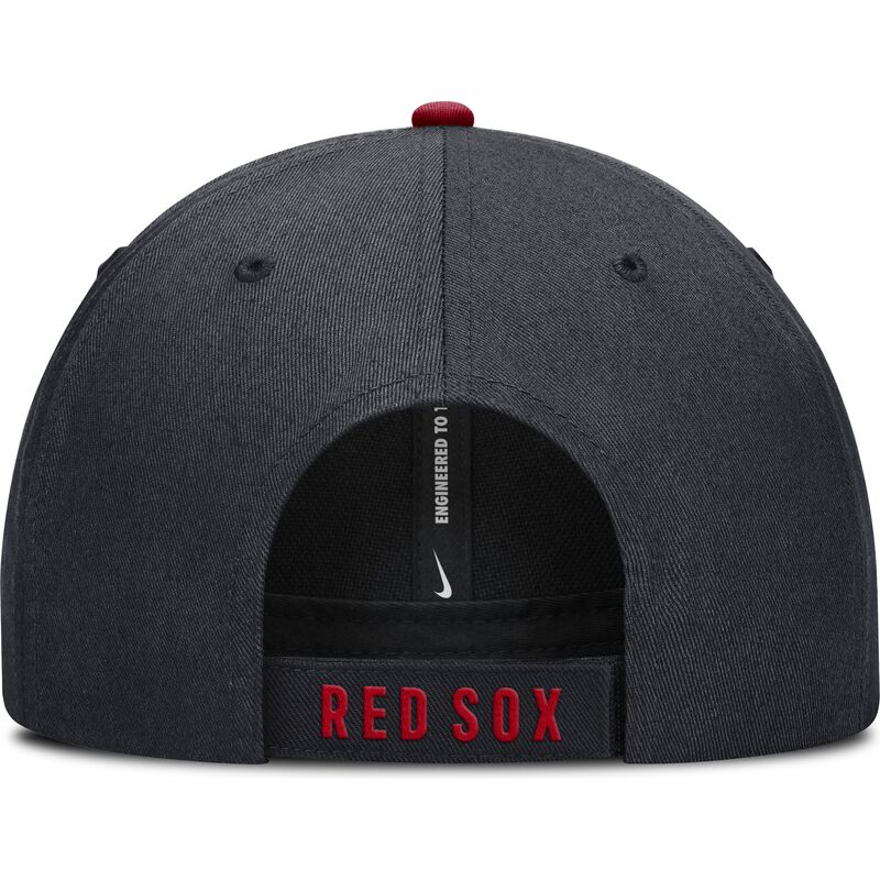 granatowa-zakrzywiona-czapka-regulowana-dla-chlopca-dri-fit-club-structured-boston-red-sox-mlb-nike