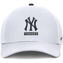 cap-islenkta-white-snapback-primetime-dri-fit-rise-structured-new-york-yankees-mlb-nike