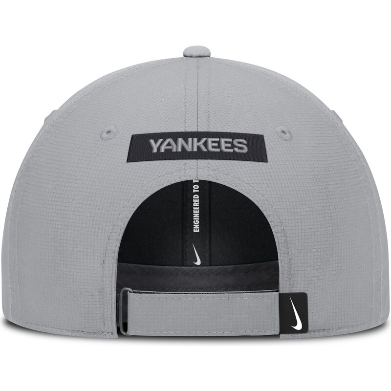 szara-regulowana-czapka-z-daszkiem-primetime-club-structured-uv-poly-ripstop-new-york-yankees-mlb-nike