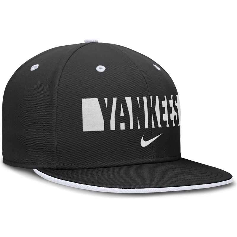 kepure-plokscia-juoda-priglundanti-primetime-dri-fit-true-structured-round-bill-new-york-yankees-mlb-nike