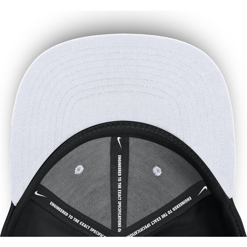 czarna-dopasowana-czapka-z-plaskim-daszkiem-primetime-dri-fit-true-structured-round-bill-new-york-yankees-mlb-nike
