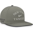 czapka-plaska-zielona-snapback-dri-fit-pro-structured-square-bill-new-york-yankees-mlb-nike