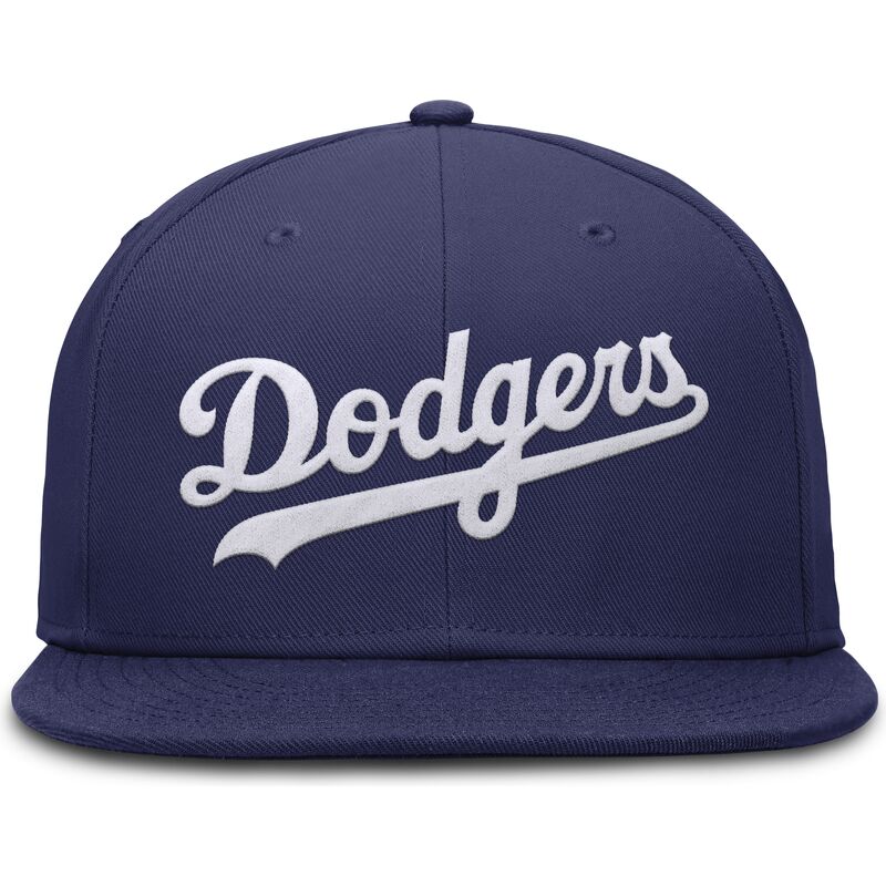 niebieska-dopasowana-czapka-z-plaskim-daszkiem-dri-fit-true-structured-round-bill-los-angeles-dodgers-mlb-nike niebieska-dopasowana-czapka-z-plaskim-daszkiem-dri-fit-true-structured-round-bill-los-angeles-dodgers-mlb-nike