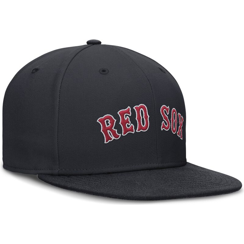 granatowa-dopasowana-czapka-z-plaskim-daszkiem-dri-fit-true-structured-round-bill-boston-red-sox-mlb-nike