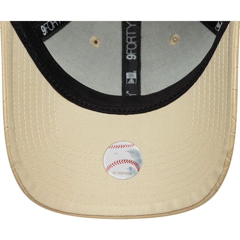 kepure-islenkta-smelio-reguliuojamas-9forty-pu-pattern-new-york-yankees-mlb-new-era