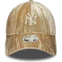 kepure-islenkta-smelio-reguliuojamas-9twenty-velour-new-york-yankees-mlb-new-era