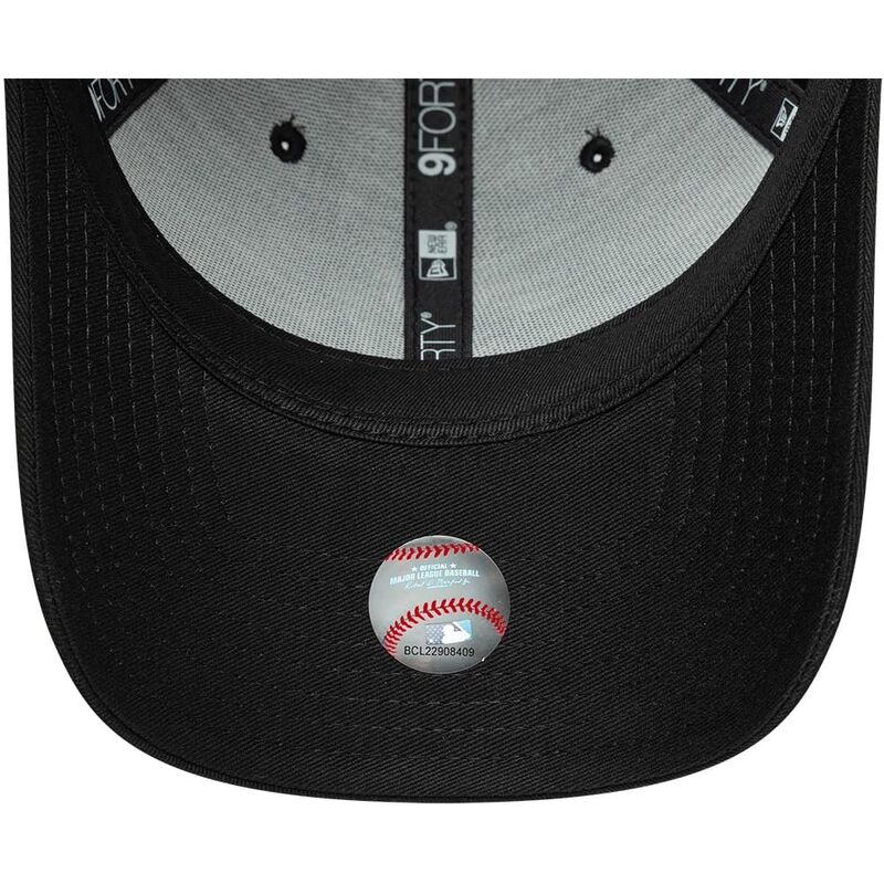 kepure-islenkta-juoda-snapback-9forty-m-crown-new-york-yankees-mlb-new-era
