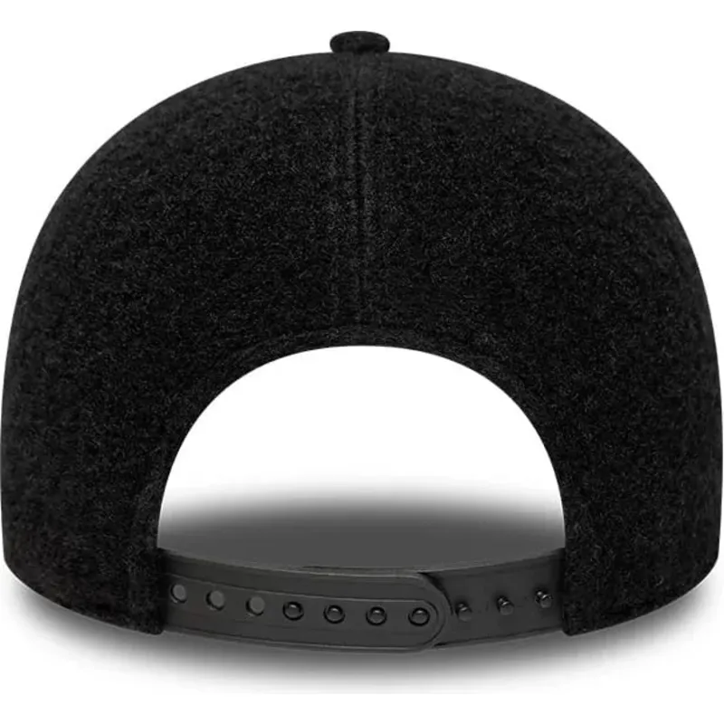 kepure-islenkta-juoda-snapback-9forty-winter-borg-new-york-yankees-mlb-new-era kepure-islenkta-juoda-snapback-9forty-winter-borg-new-york-yankees-mlb-new-era