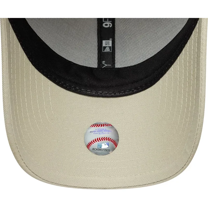 kepure-islenkta-smelio-reguliuojamas-9forty-faux-pony-infill-los-angeles-dodgers-mlb-new-era