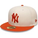 kepure-plokscia-smelio-priglundanti-59fifty-league-essential-new-york-yankees-mlb-new-era