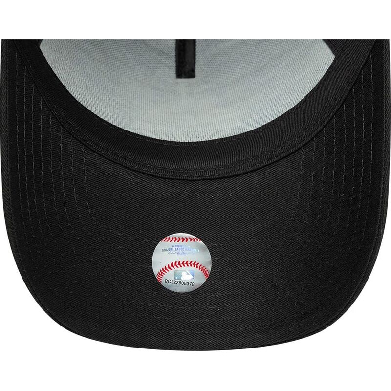 kepure-islenkta-juoda-snapback-dorado-e-frame-metallic-outline-new-york-yankees-mlb-new-era