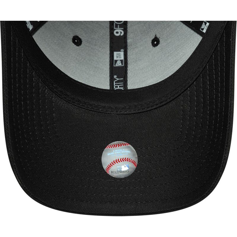 kepure-islenkta-juoda-reguliuojamas-9forty-league-essential-detroit-tigers-mlb-new-era