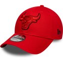 kepure-islenkta-raudona-reguliuojamas-9forty-outline-chicago-bulls-nba-new-era