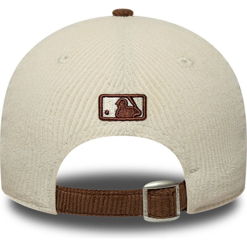 kepure-islenkta-ruda-reguliuojamas-9forty-m-crown-cord-new-york-yankees-mlb-new-era