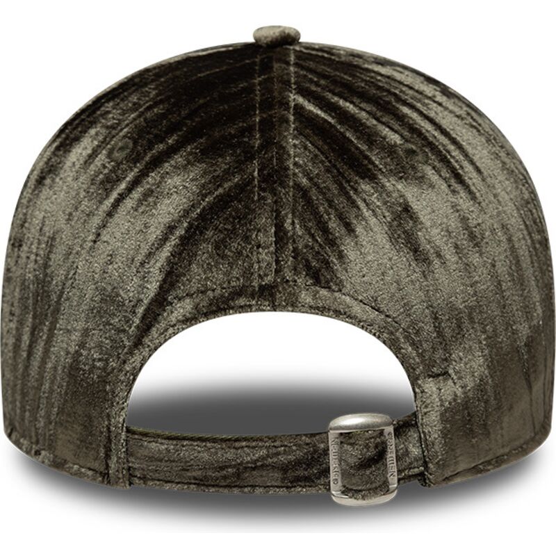 kepure-islenkta-zalia-reguliuojamas-9twenty-velour-new-york-yankees-mlb-new-era