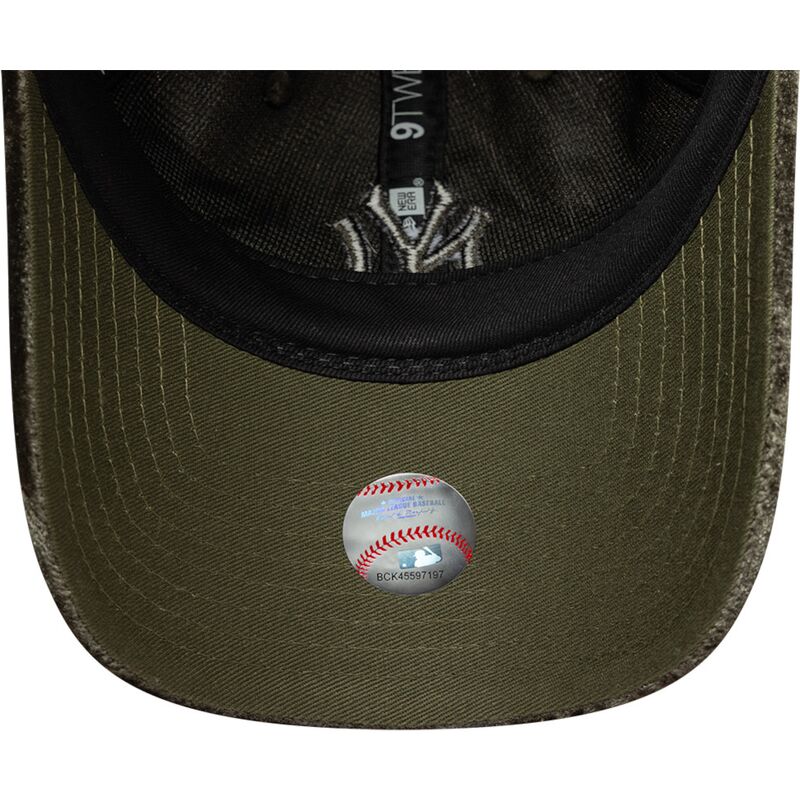 kepure-islenkta-zalia-reguliuojamas-9twenty-velour-new-york-yankees-mlb-new-era