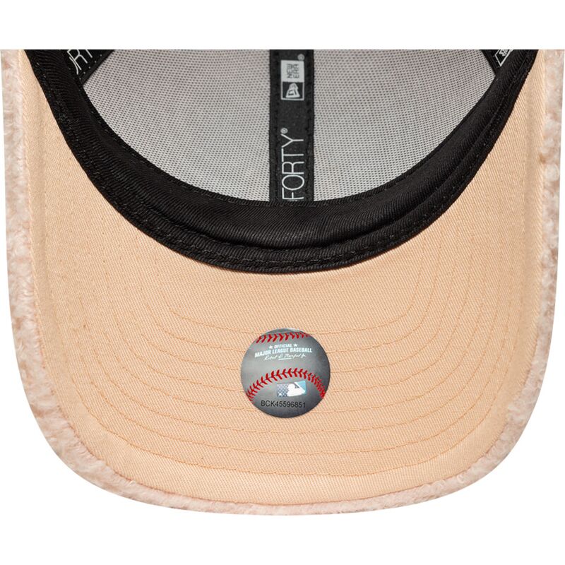 kepure-islenkta-rozine-snapback-vaikams-rosa-9forty-m-crown-winter-borg-new-york-yankees-mlb-new-era