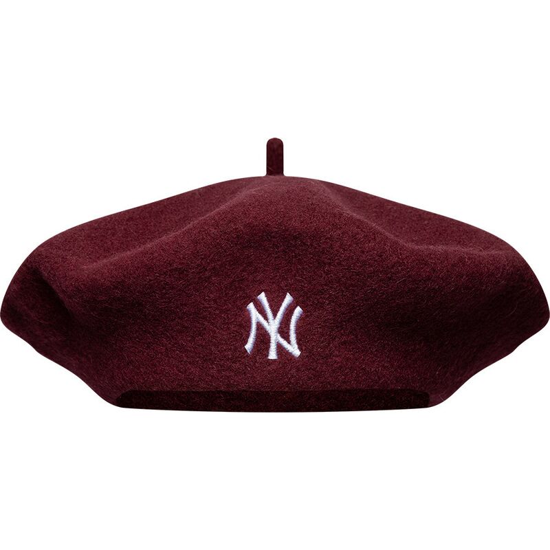 berete-raudona-wool-script-new-york-yankees-mlb-new-era