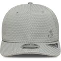 kepure-islenkta-pilka-snapback-9seventy-stretch-snap-mesh-flawless-new-york-yankees-mlb-new-era
