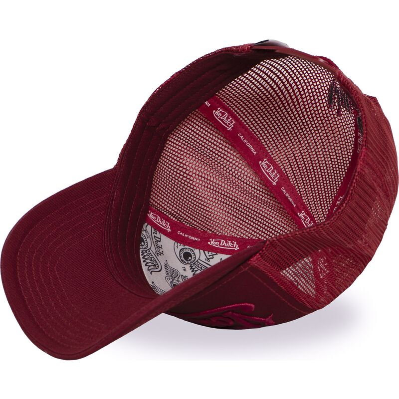 kepure-islenkta-raudona-snapback-emb07-von-dutch