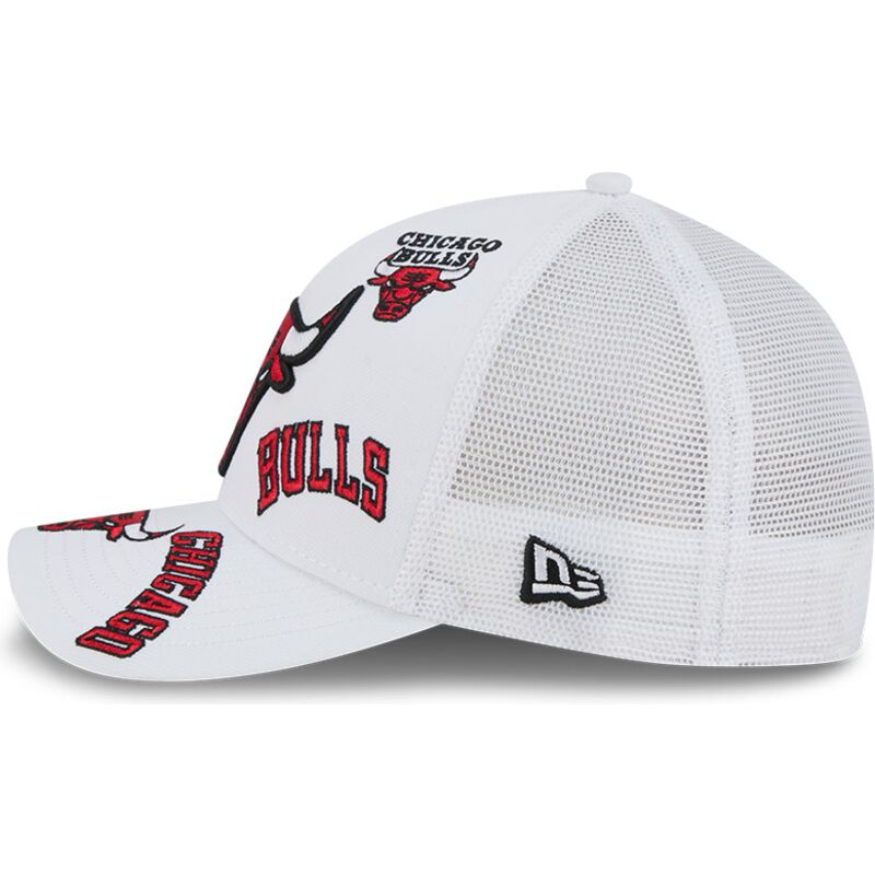 kepure-islenkta-balta-snapback-9forty-m-crown-a-frame-all-over-chicago-bulls-nba-new-era