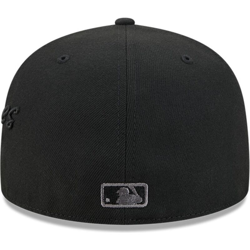 kepure-plokscia-juoda-priglundanti-59fifty-side-script-new-york-yankees-mlb-new-era