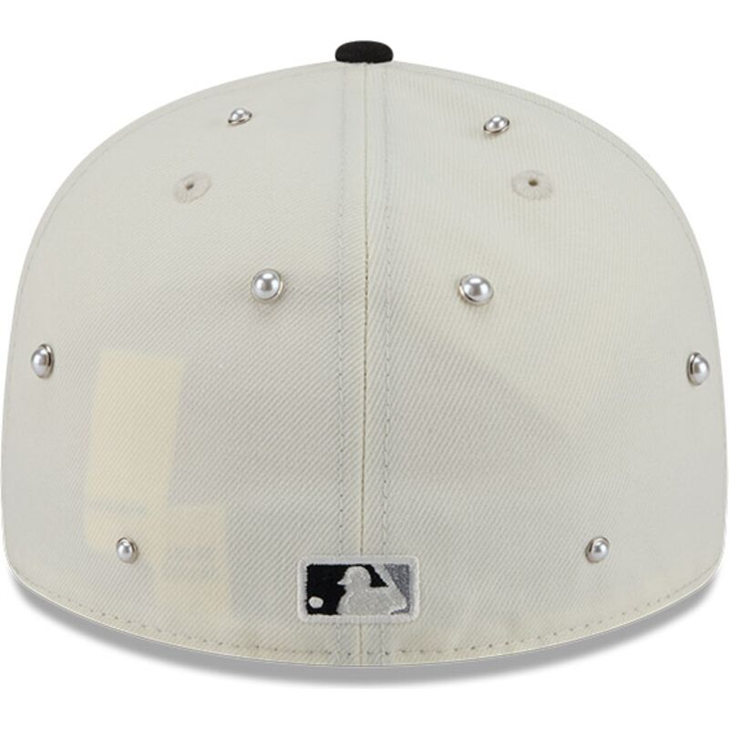 kepure-islenkta-smelio-priglundanti-59fifty-beads-na-lifestyle-f1-chicago-white-sox-mlb-new-era