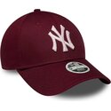 kepure-islenkta-raudona-reguliuojamas-rosa-9forty-metallic-new-york-yankees-mlb-new-era