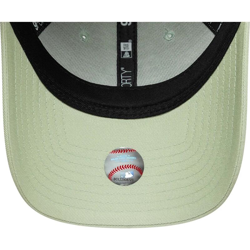 kepure-islenkta-zalia-reguliuojamas-9forty-league-essential-los-angeles-dodgers-mlb-new-era