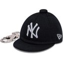 priedai-tamsiai-melyna-llavero-mini-cap-keychain-new-york-yankees-mlb-new-era