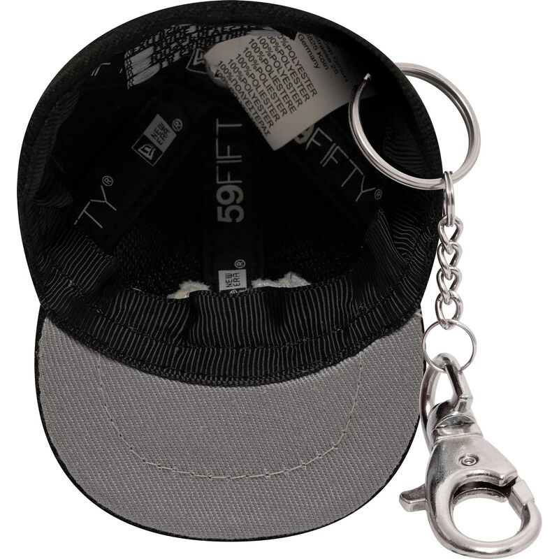 priedai-juoda-llavero-mini-cap-keychain-new-era