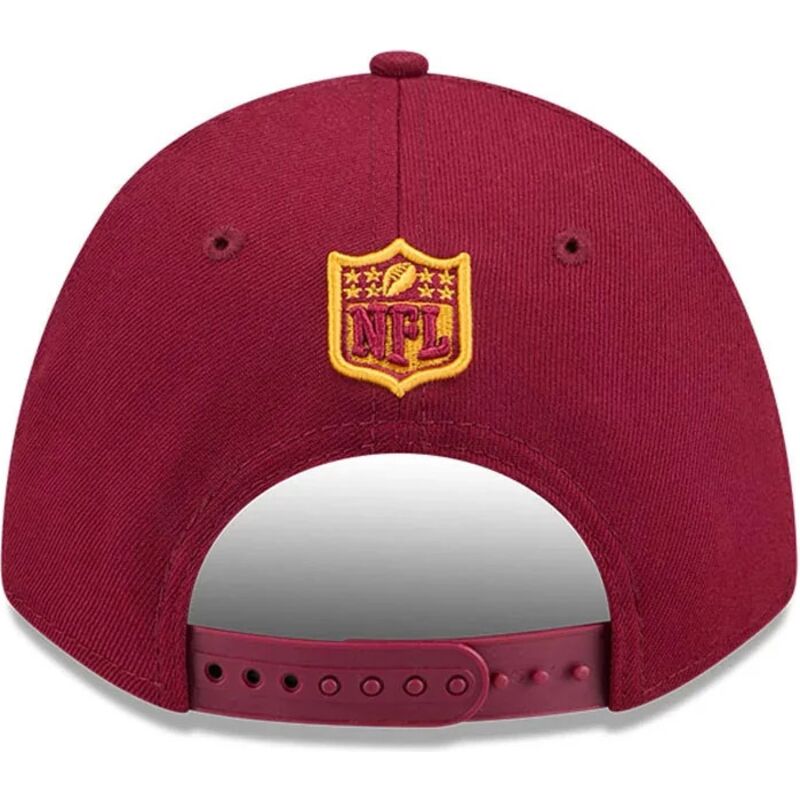 kepure-islenkta-raudona-snapback-9forty-m-crown-team-washington-commanders-nfl-new-era