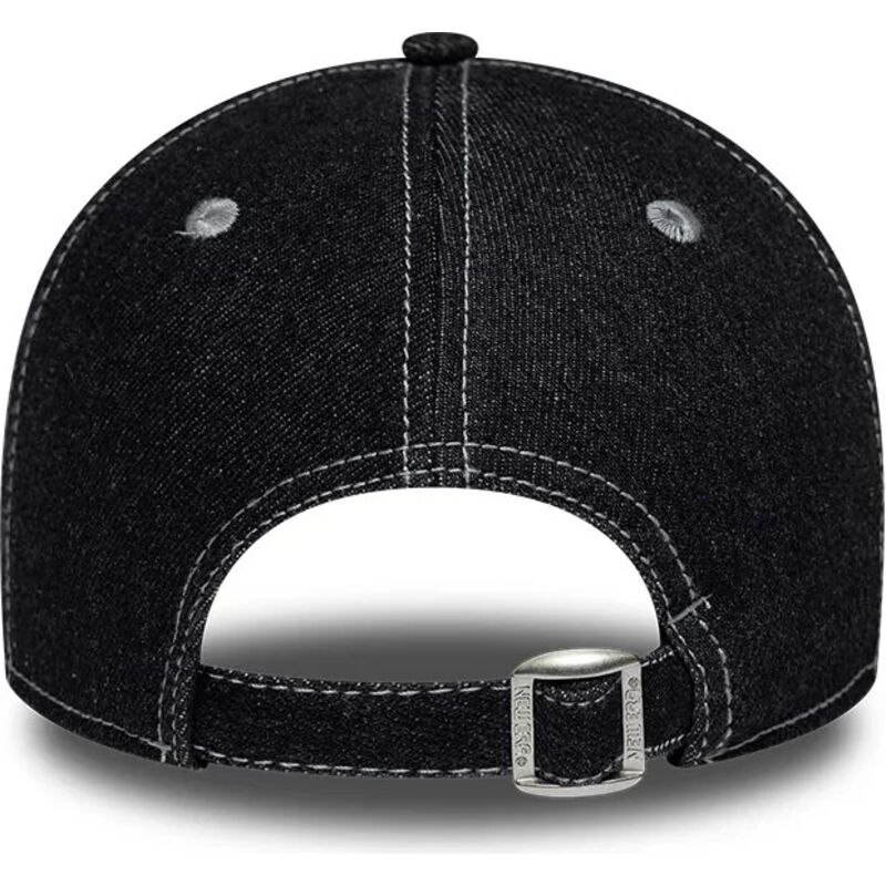 kepure-islenkta-juoda-reguliuojamas-9twenty-a-frame-distress-new-era