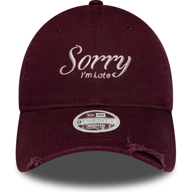 kepure-islenkta-raudona-reguliuojamas-9twenty-slogan-sorry-i-m-late-new-era kepure-islenkta-raudona-reguliuojamas-9twenty-slogan-sorry-i-m-late-new-era
