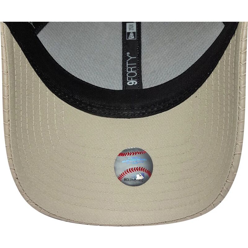 kepure-islenkta-smelio-reguliuojamas-9forty-pu-weave-new-york-yankees-mlb-new-era