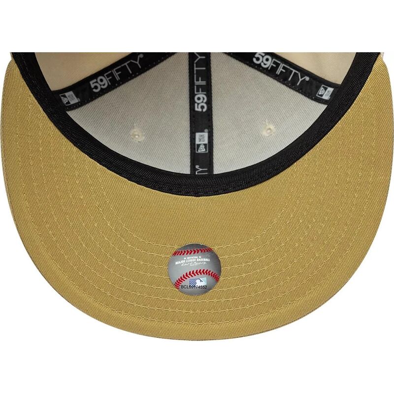 kepure-plokscia-smelio-priglundanti-59fifty-league-essential-new-york-yankees-mlb-new-era