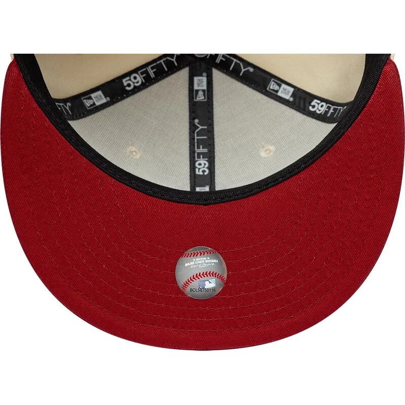 kepure-plokscia-smelio-priglundanti-59fifty-league-essential-new-york-yankees-mlb-new-era