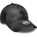 kepure-islenkta-juoda-reguliuojamas-9twenty-washed-pu-new-york-yankees-mlb-new-era